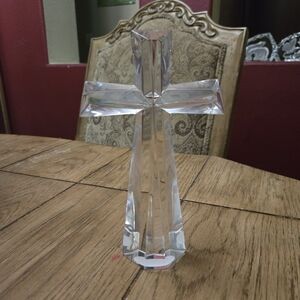 Elegant Crystal Cross Decor
